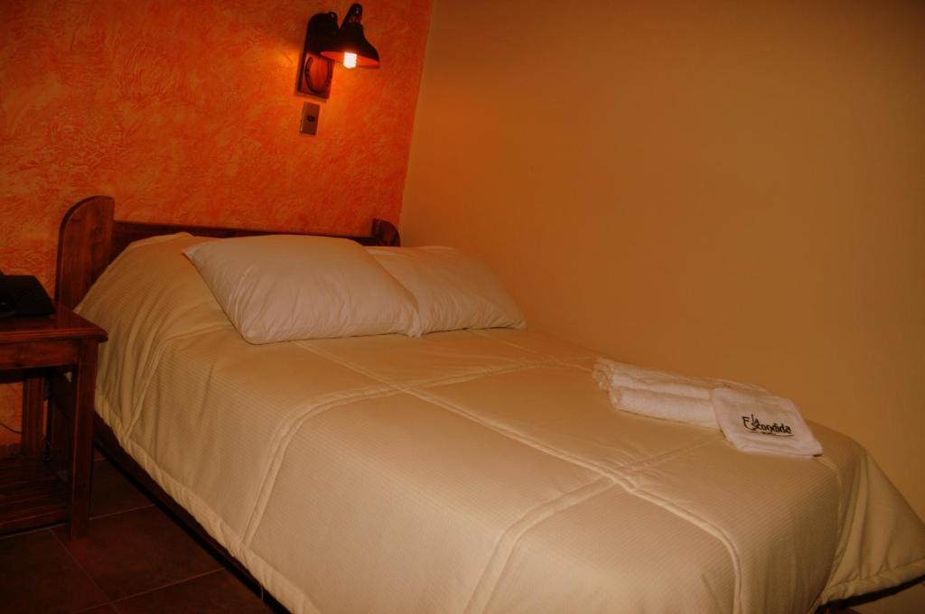 La Escondida Hostal Сукре Номер фото