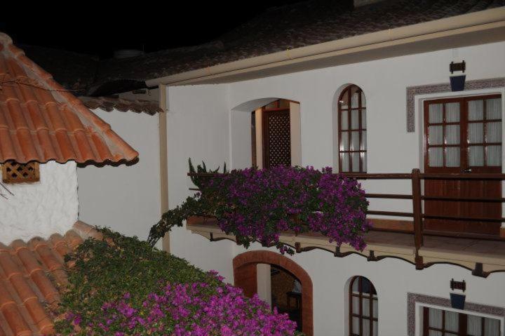 La Escondida Hostal Сукре Экстерьер фото