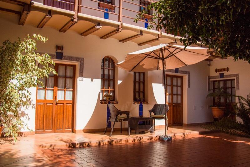 La Escondida Hostal Сукре Экстерьер фото