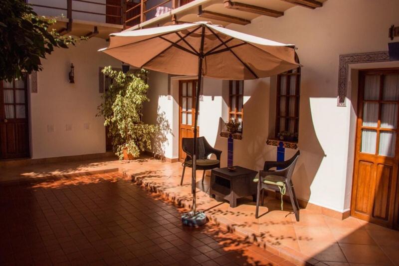 La Escondida Hostal Сукре Экстерьер фото